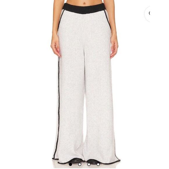WeWoreWhat Piped Wide Leg Pull On Knit Pant in Heathered Grey & Black Large - Picture 2 of 5